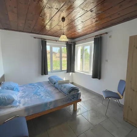 Дом отдыха къща стария елен *