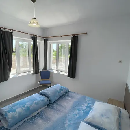 къща стария елен