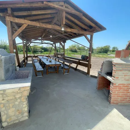 Дом отдыха къща стария елен Krivini