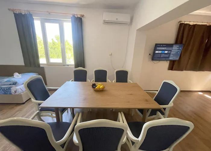 Case de vacanță къща стария елен